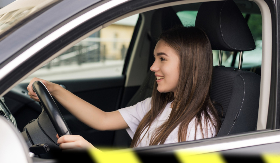 Licencias de conducción para menores de edad-100